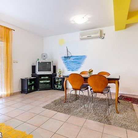 Apartment Ellis Премантура Екстер'єр фото