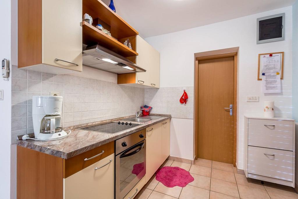 Apartment Ellis Премантура Екстер'єр фото